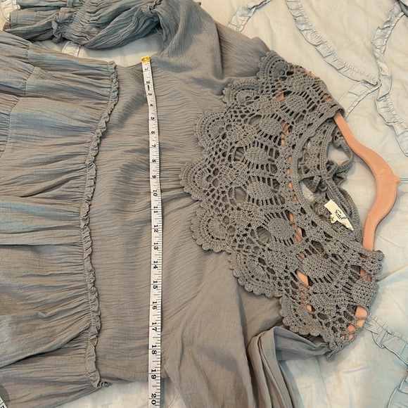 NWOT Beautiful women’s EASEL dress - Picture 12 of 16